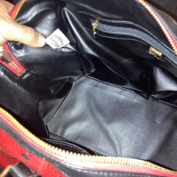 ๐ ๐ SOLD ๐ ๐ MCM Duffle Bag - Picture 5 of 11